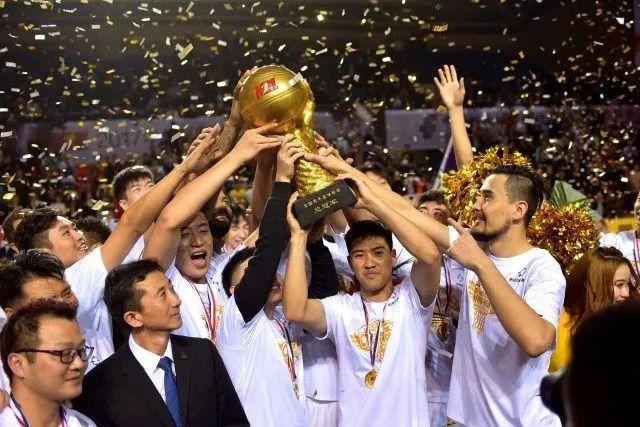 俱乐部杯-刘泽一16+9浙江胜吉林 吴昌泽9+12